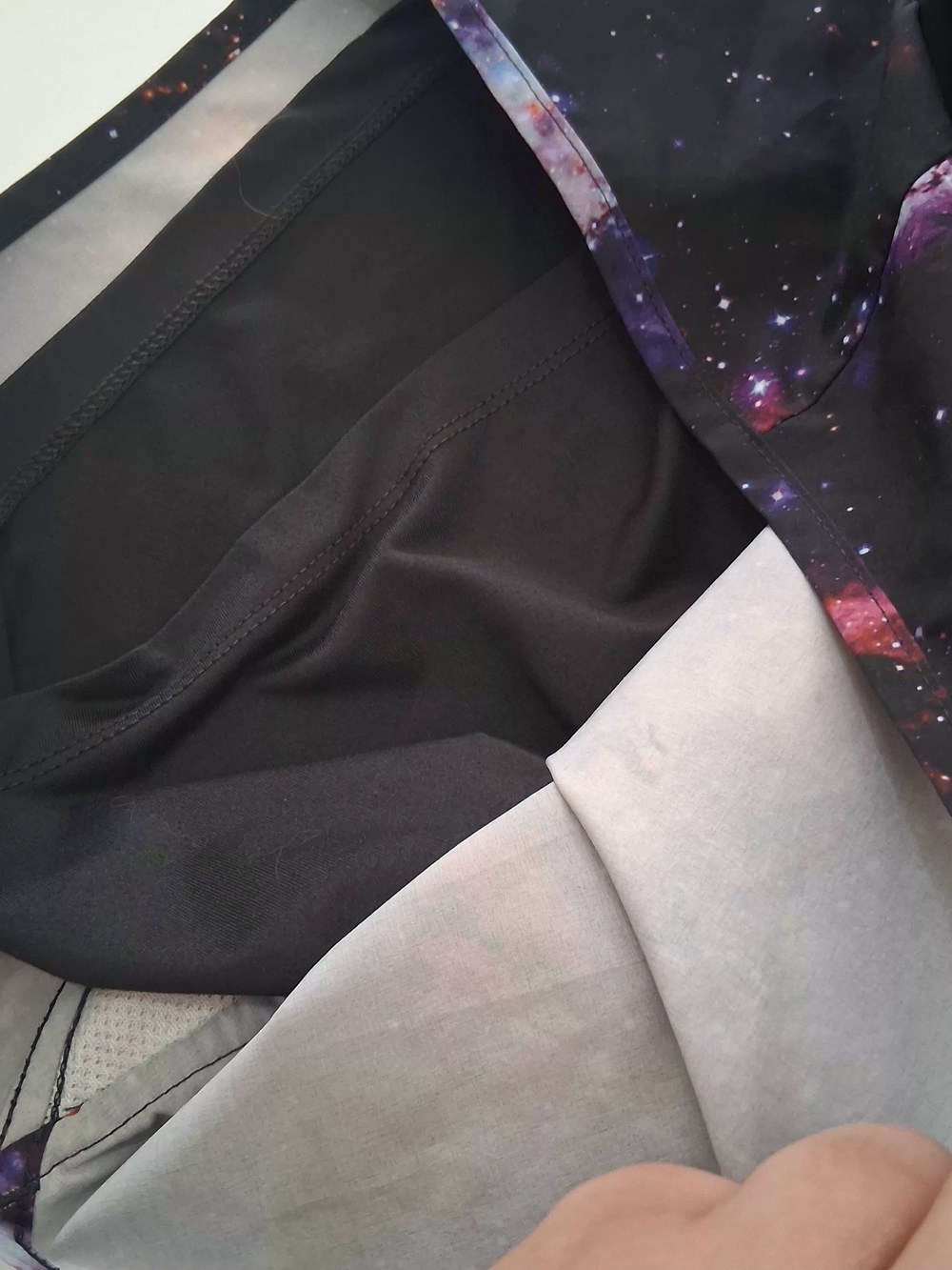 AVIA Galaxy Print Athletic Shorts Size XXL (20) With Pockets - Picture 9 of 9